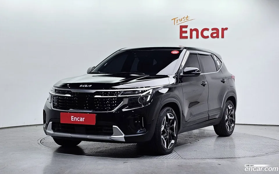 Kia Seltos 1.6 2WD 2025 — фото 1, купить с доставкой в Москву