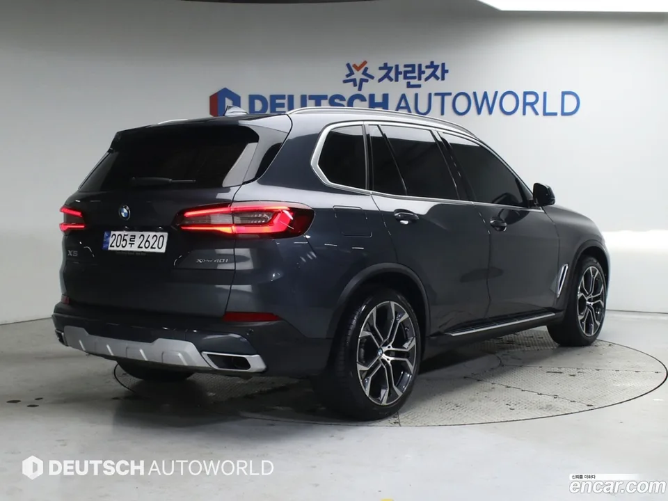 BMW X5 xDrive 40i xLine 2022 — миниатюра 2