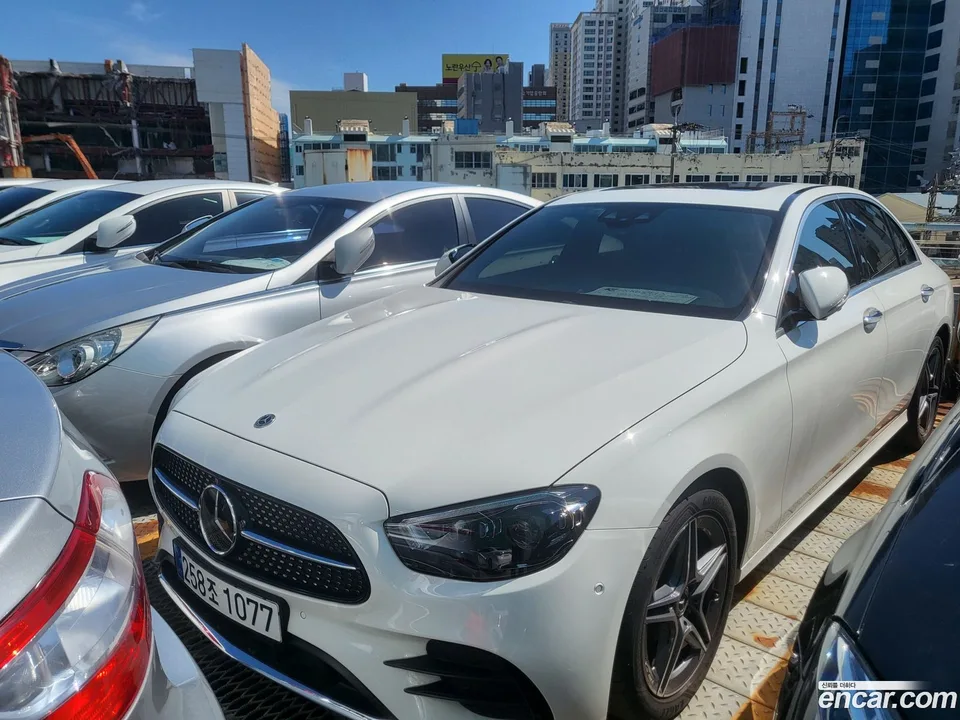 Mercedes-Benz E-Class E250 AMG Line 2023 — фото 1, купить с доставкой в Москву