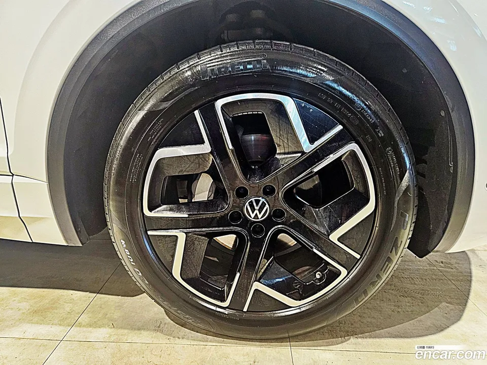 Volkswagen Touareg 3.0 TDI 2024 — миниатюра 5