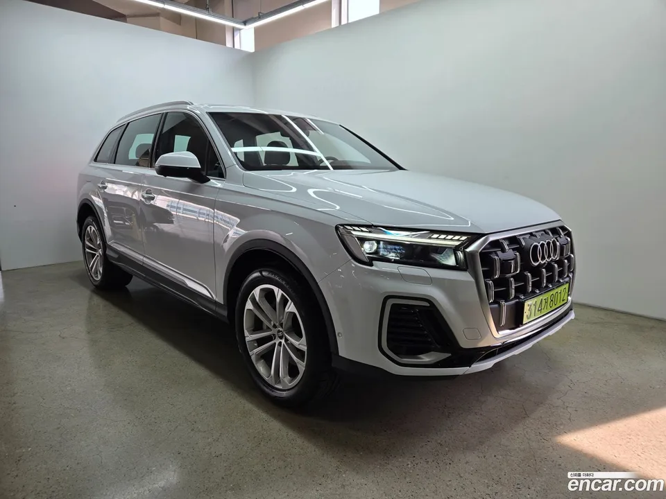 Audi Q7 (4M) 50 TDI 2025 — фото 1, купить с доставкой в Москву