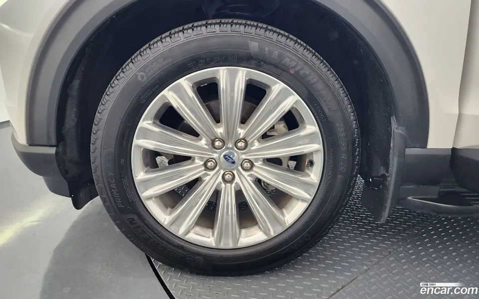 Ford Explorer 2.3 4WD 2023 — миниатюра 5
