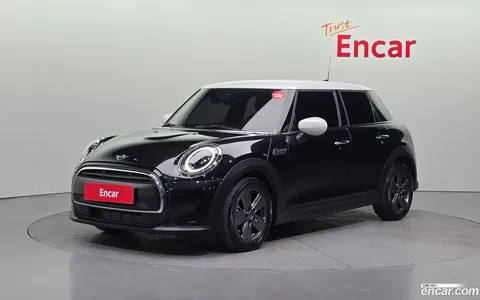 MINI Cooper 2023 купить в Москве