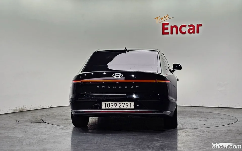 Hyundai Grandeur 2.5 2WD 2023 — миниатюра 4