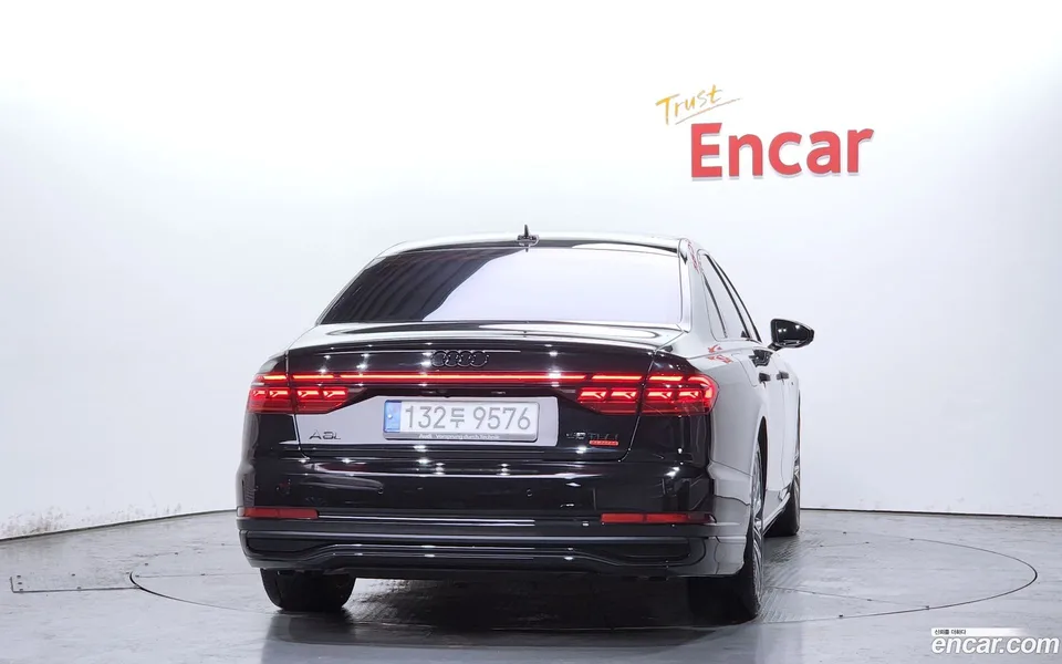 Audi A8 55 TFSI LWB 2022 — миниатюра 4