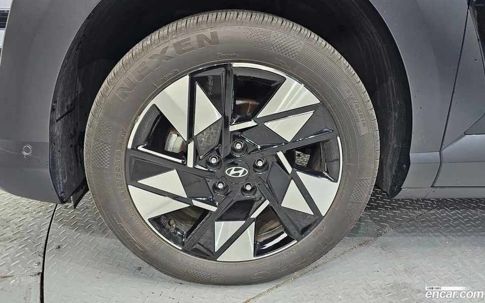 Hyundai Kona 2.0 2WD 2024 — миниатюра 5