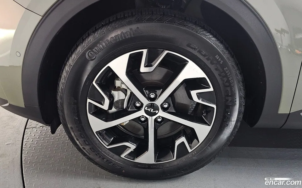 Kia Sportage Hybrid 4WD 2023 — миниатюра 5