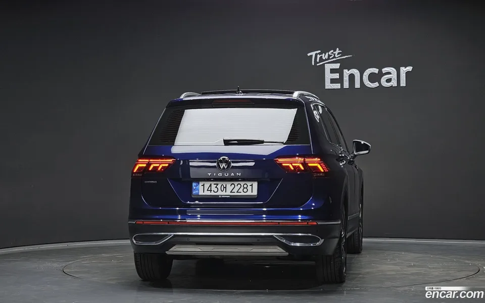 Volkswagen Tiguan Allspace 2.0 TSI 2022 — миниатюра 4