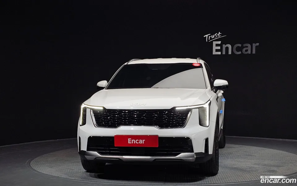 Kia Sorento HEV 1.6 2WD 2023 — миниатюра 3