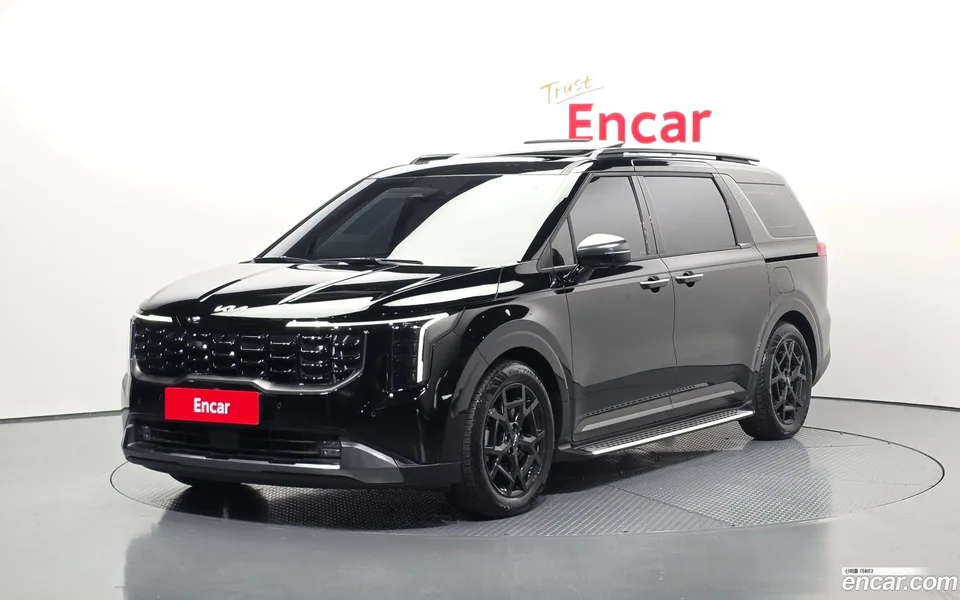 Kia Carnival 7 2024 — фото 1, купить с доставкой в Москву