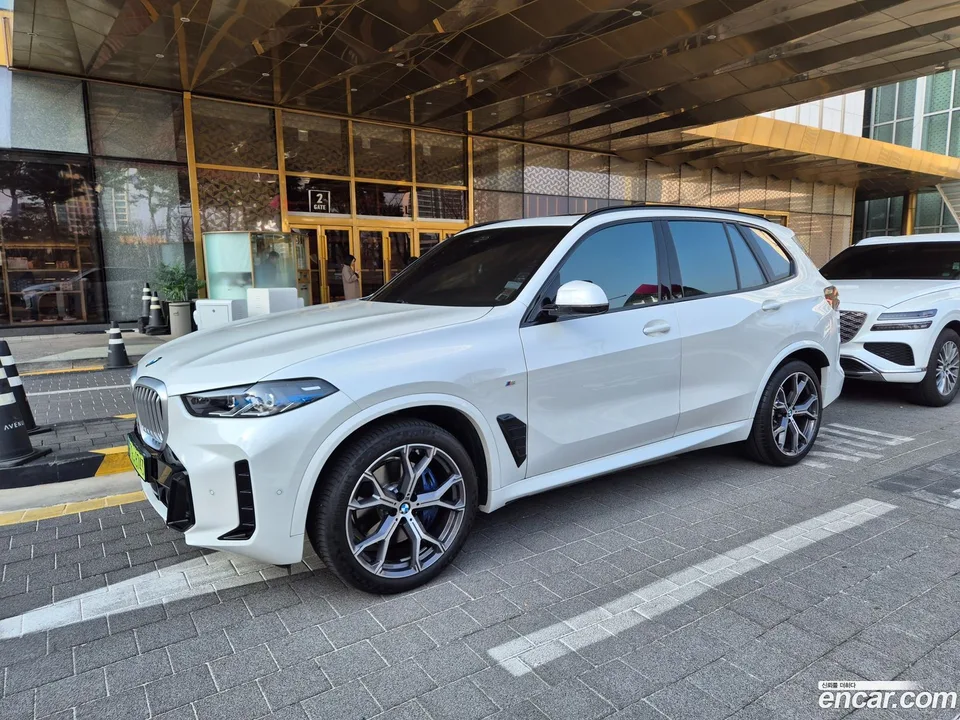 BMW X5 xDrive 40i M 2024 — миниатюра 5