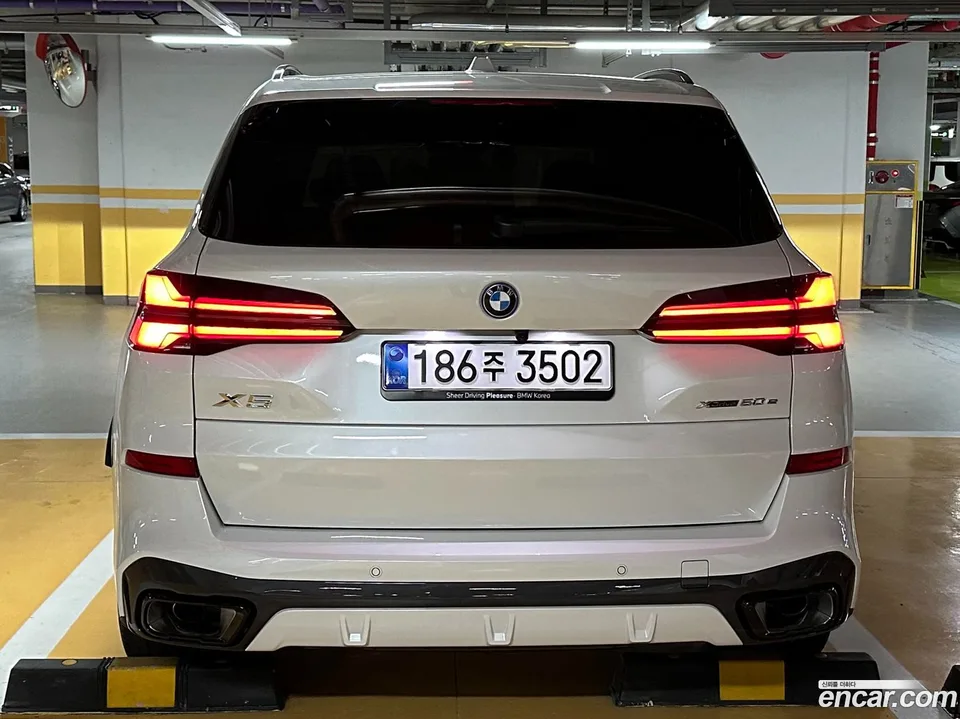 BMW X5 xDrive 50e M 2025 — миниатюра 4