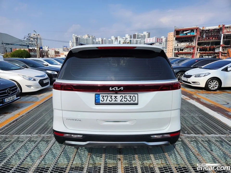 Kia Carnival 9 2023 — миниатюра 5