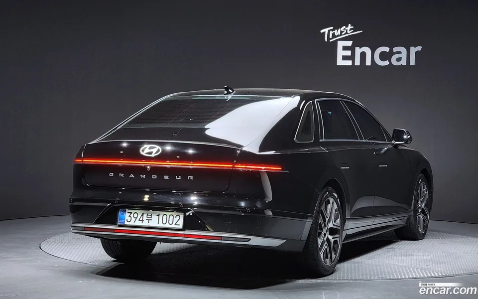 Hyundai Grandeur 2.5 2WD 2023 — миниатюра 2
