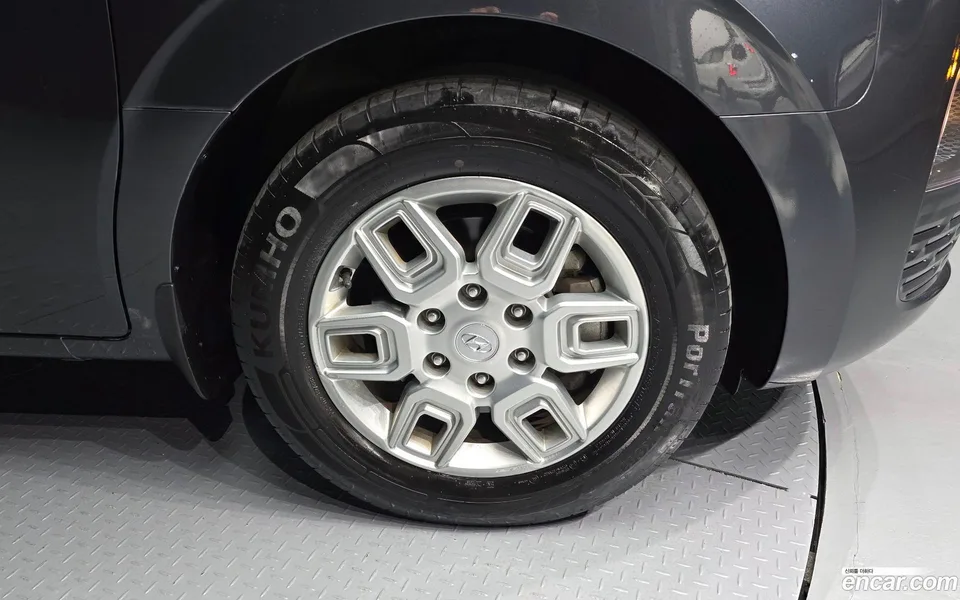 Hyundai Staria 5 2023 — миниатюра 5