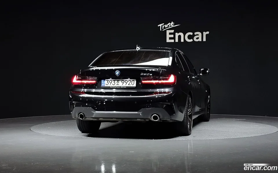 BMW 3 Series 320e M 2022 — миниатюра 4