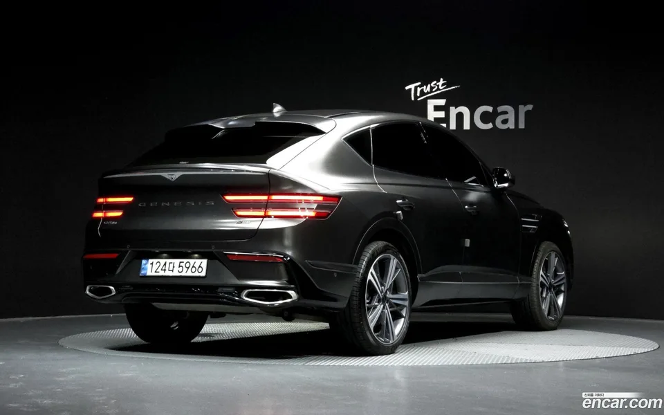 Genesis GV80 Coupe 2.5T AWD 2024 — миниатюра 2