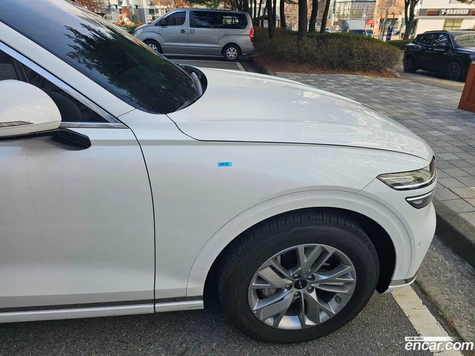 Genesis GV70 2.5T 2WD 2025 — миниатюра 4