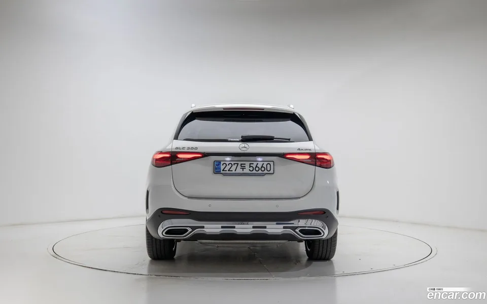 Mercedes-Benz GLC-Class GLC300 4MATIC AMG Line 2025 — миниатюра 4