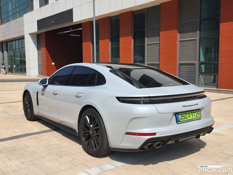 Porsche Panamera (976) 4.0 GTS 2025 — миниатюра 2