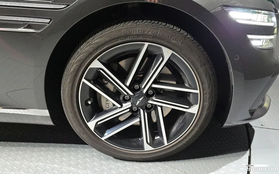 Genesis G80 2.5 AWD 2024 — миниатюра 5