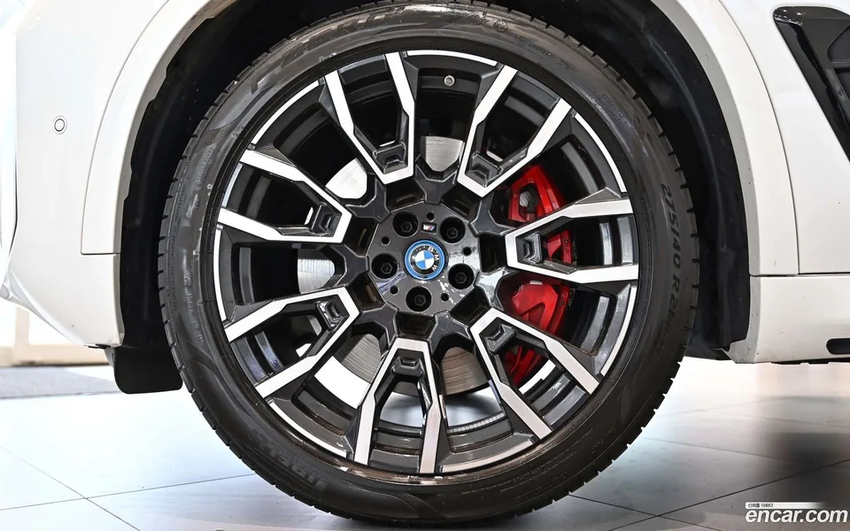BMW X5 xDrive 50e M 2025 — миниатюра 5