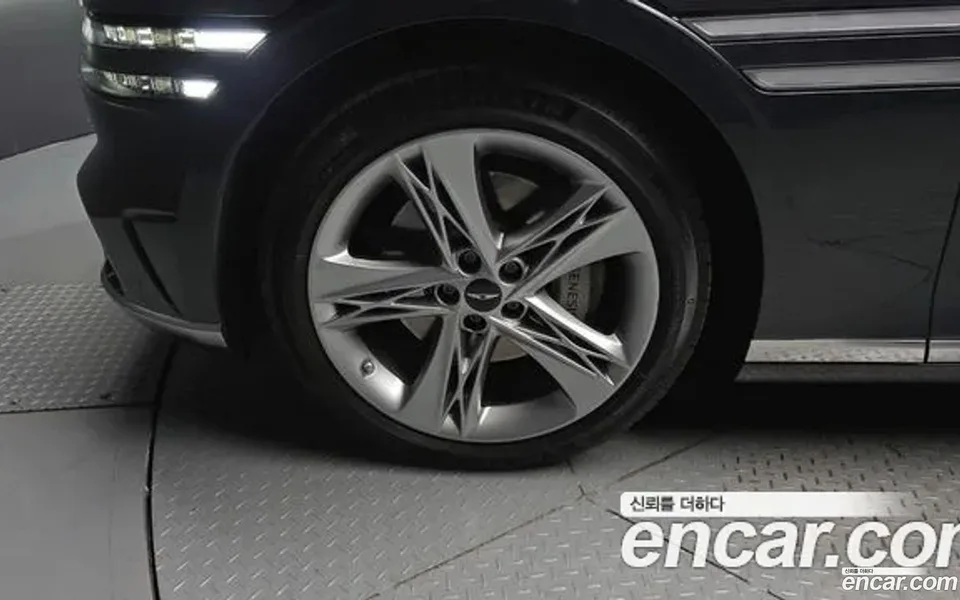 Genesis G90 3.5 AWD 2023 — миниатюра 5