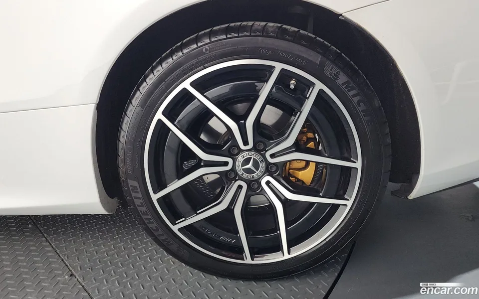 Mercedes-Benz E-Class E300d 4MATIC 2023 — миниатюра 5