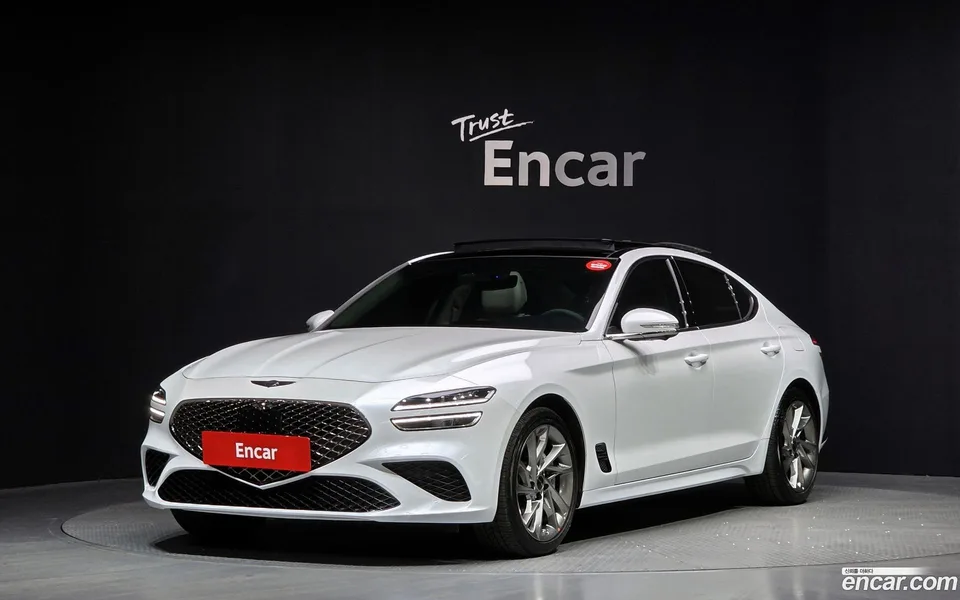 Genesis G70 2.5T 2WD 2024 — фото 1, купить с доставкой в Москву
