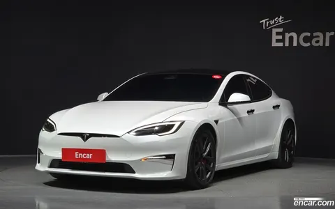 Tesla Model S 2023 купить в Москве