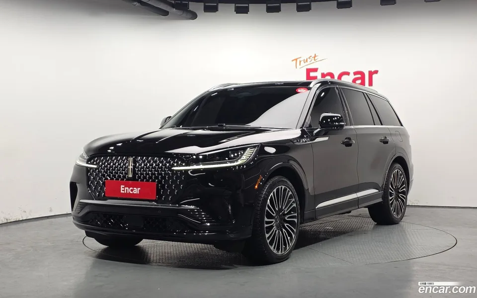Lincoln Aviator 3.0 AWD 2025 — фото 1, купить с доставкой в Москву