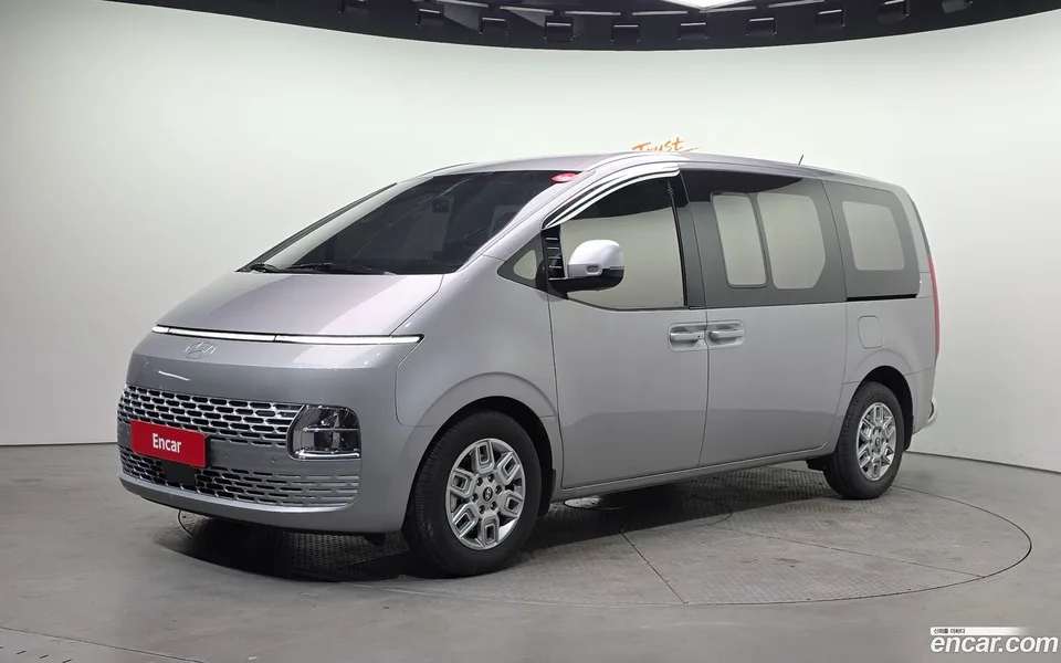 Hyundai Staria L3.5 5 2025 — фото 1, купить с доставкой в Москву