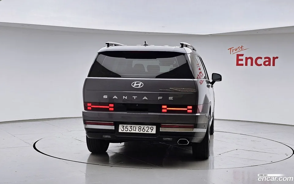 Hyundai SantaFe 2.5T 2WD 2023 — миниатюра 4