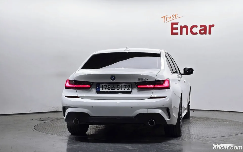 BMW 3 Series 320i M 2022 — миниатюра 4