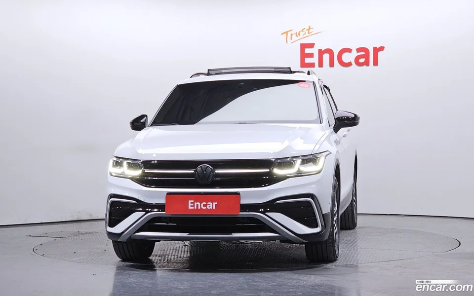 Volkswagen Tiguan Allspace 2.0 TSI 2024 — миниатюра 3