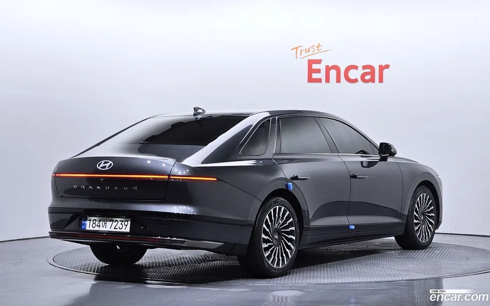 Hyundai Grandeur 3.5 2WD 2023 — миниатюра 2