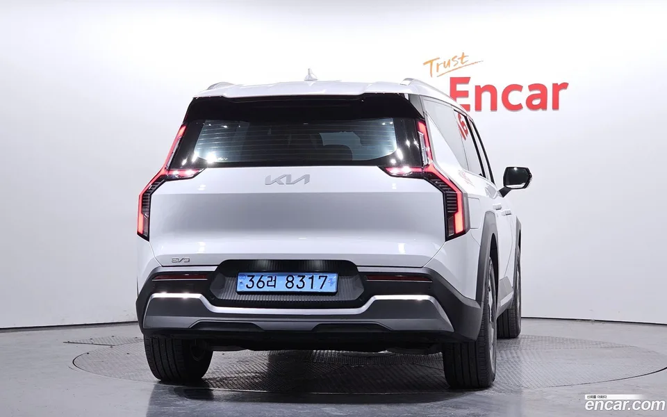 Kia EV9 4WD 2024 — миниатюра 4