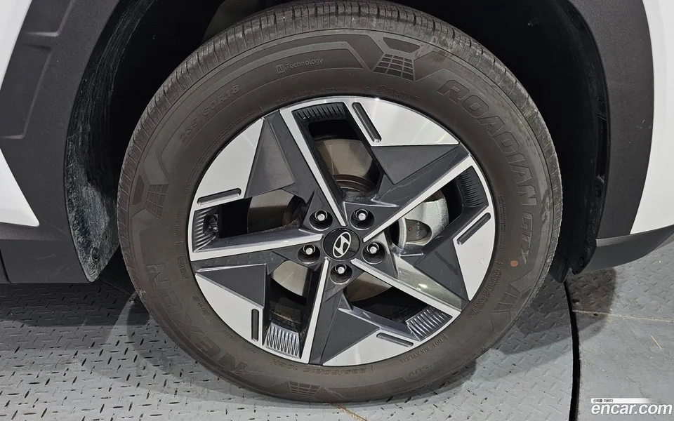 Hyundai Tucson NX4 1.6 2WD 2025 — миниатюра 5