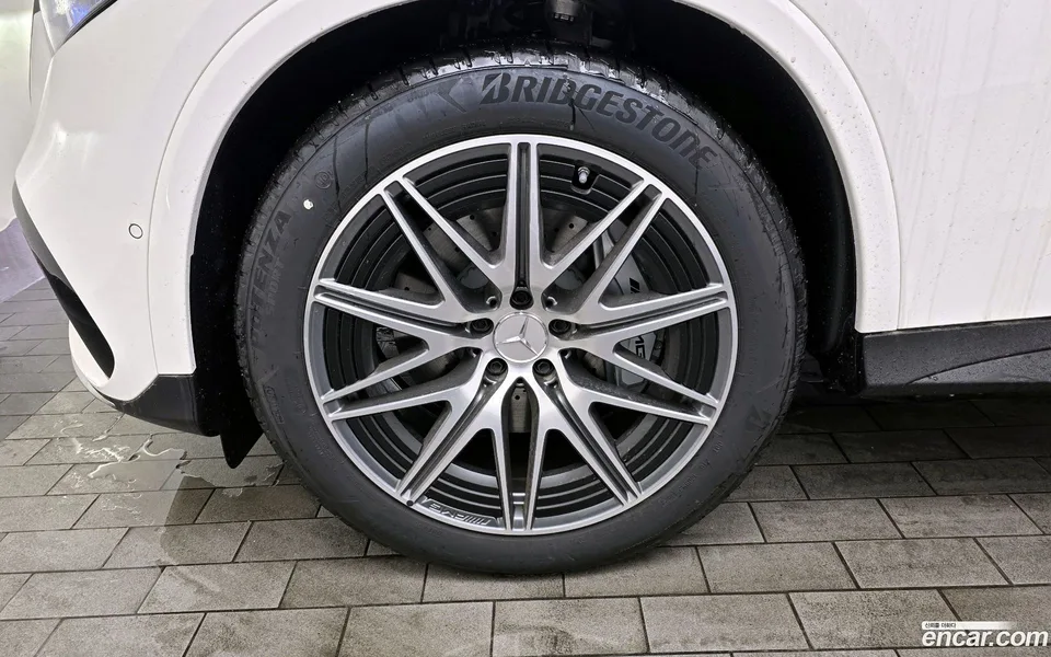 Mercedes-Benz GLC-Class AMG GLC43 4MATIC 2025 — миниатюра 5