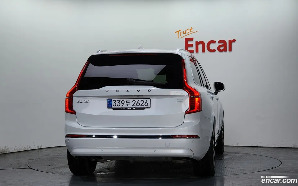 Volvo XC90 T8 2024 — миниатюра 4