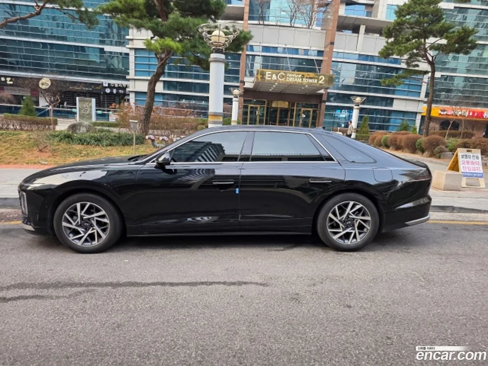 Hyundai Grandeur Hybrid 2024 — миниатюра 2