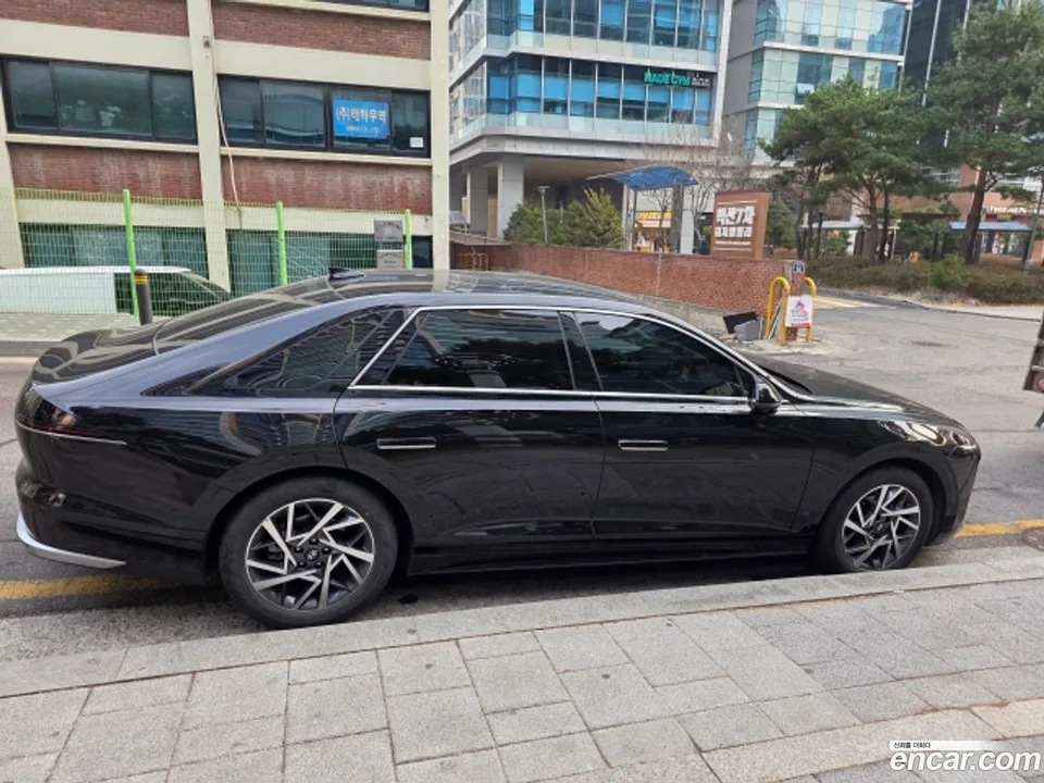 Hyundai Grandeur Hybrid 2024 — миниатюра 3