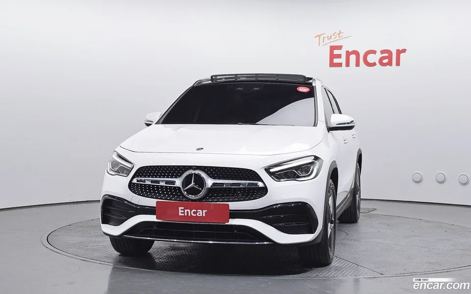 Mercedes-Benz GLA-Class GLA250 4MATIC 2023 — миниатюра 3