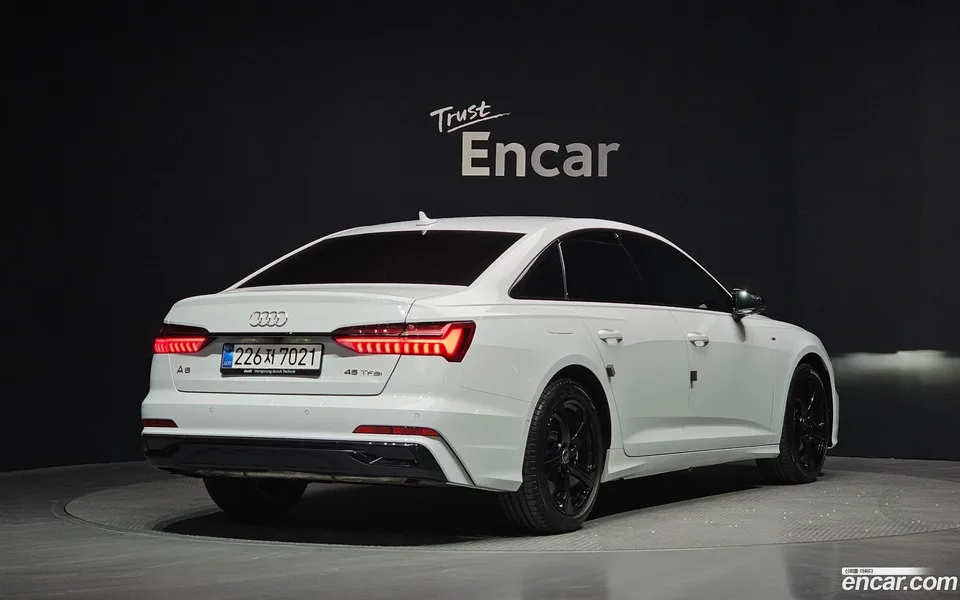 Audi A6 45 TFSI 2025 — миниатюра 2