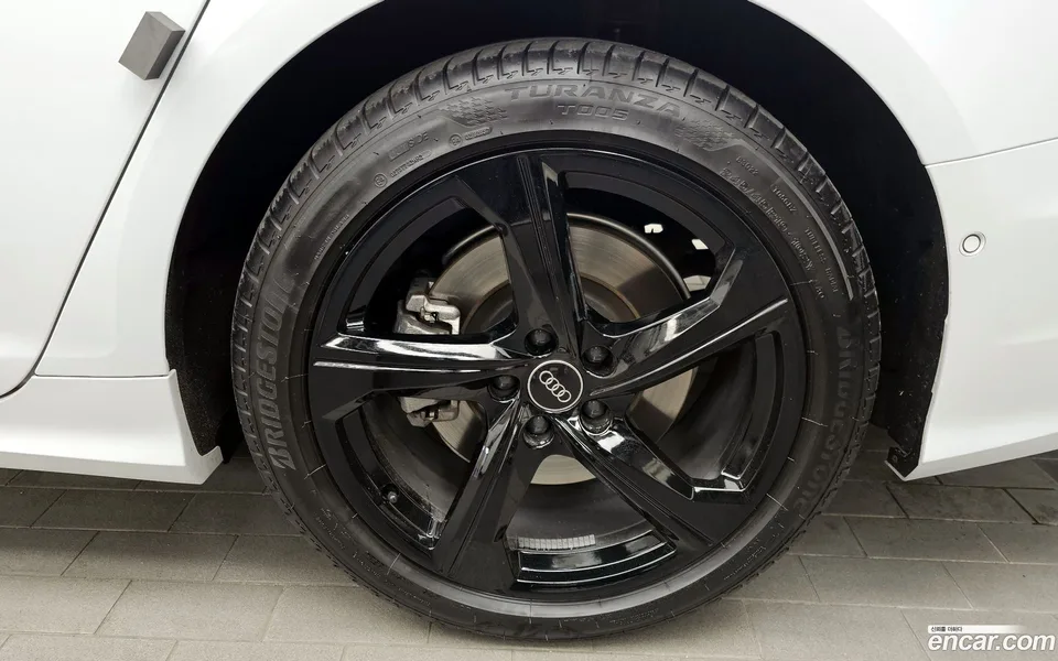 Audi A6 45 TFSI 2025 — миниатюра 5