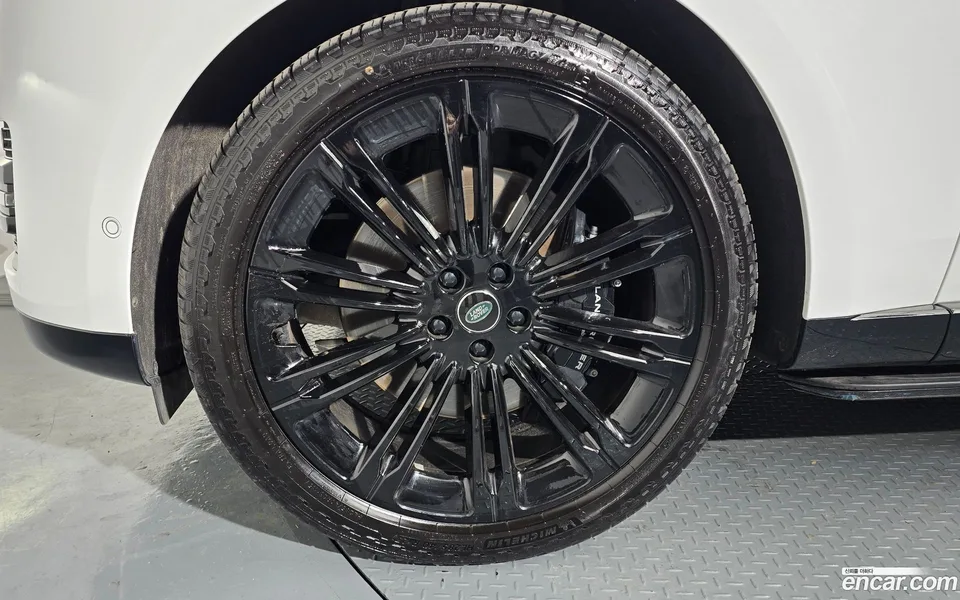 Land Rover Range Rover P530 AB LWB 2025 — миниатюра 5