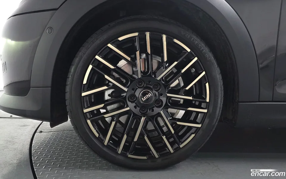 MINI Cooper S 5 2024 — миниатюра 5