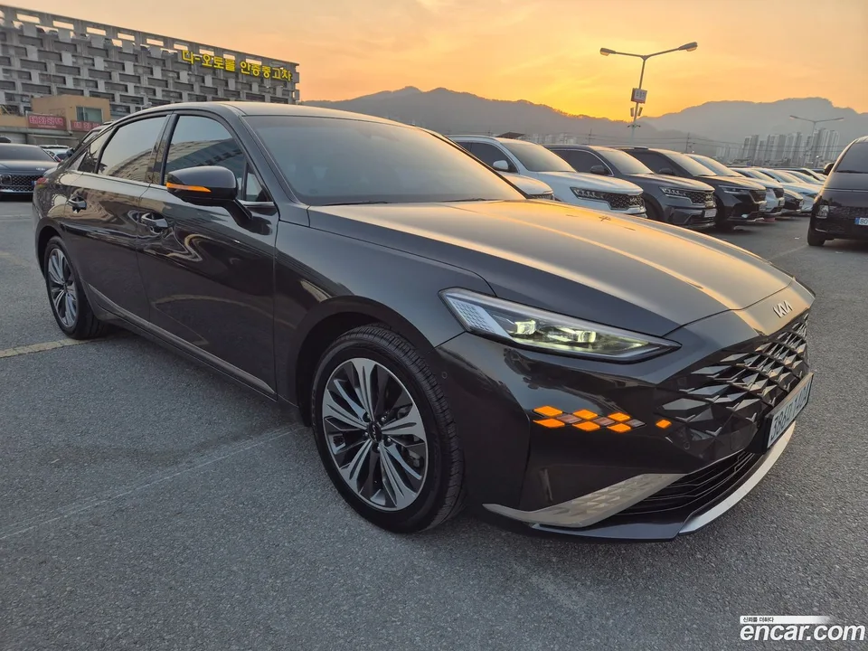 Kia K8 Hybrid 2023 — миниатюра 2