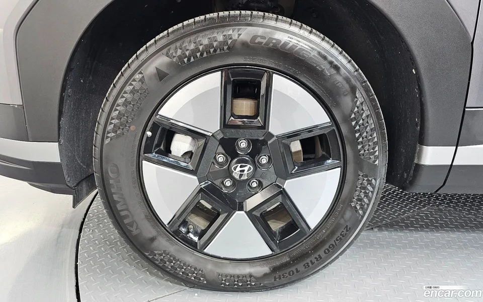 Hyundai Santa Fe HEV 1.6 2WD 2024 — миниатюра 5