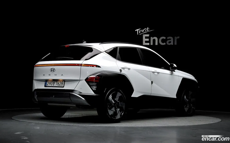 Hyundai Kona 1.6 2WD 2024 — миниатюра 2